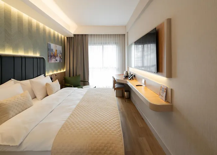 Alves 4* Σμύρνη